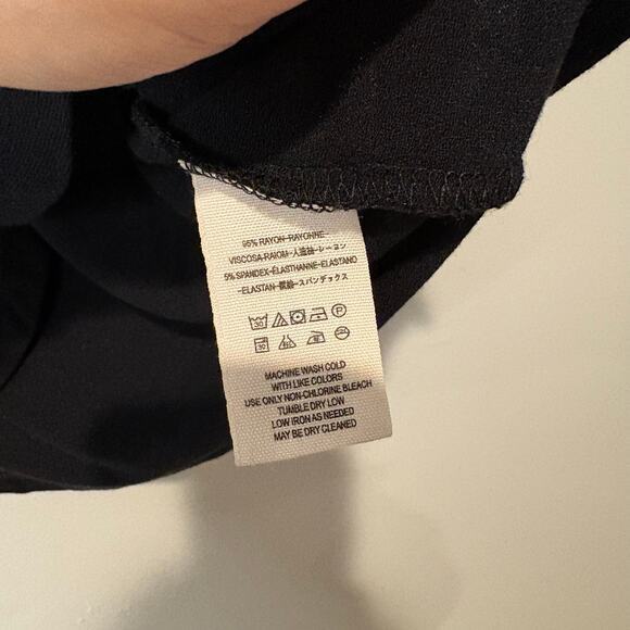 Free People Women's Deep V-neck Knot Front T-shirt Blouse Size Small Rayon - Picture 3 of 6